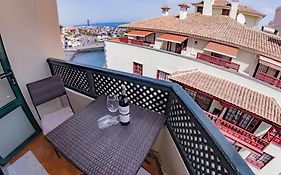 Precioso apartamento vista al muelle con piscina